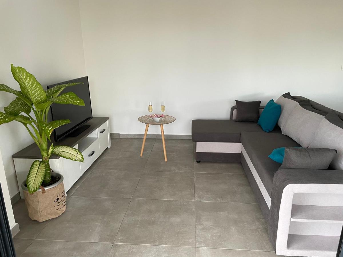 Arbre A Pain Hotel Bras-Panon Екстериор снимка